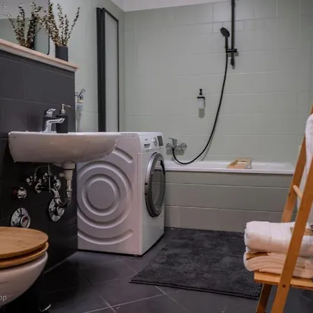 Md Modernes 2br - Naehe Hbf - Tiefgarage Apartmán *
